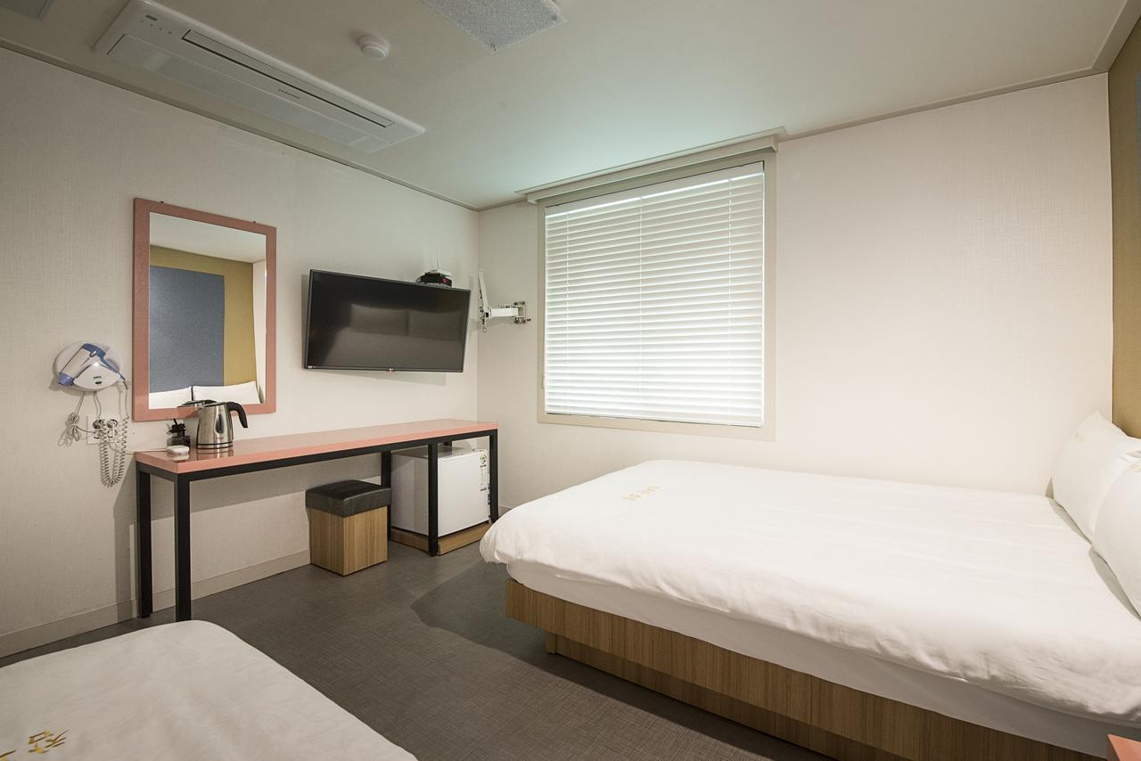 Champion Hotel Чеджудо Экстерьер фото