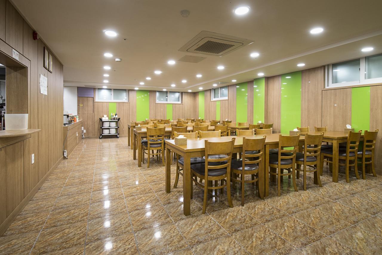 Champion Hotel Чеджудо Экстерьер фото