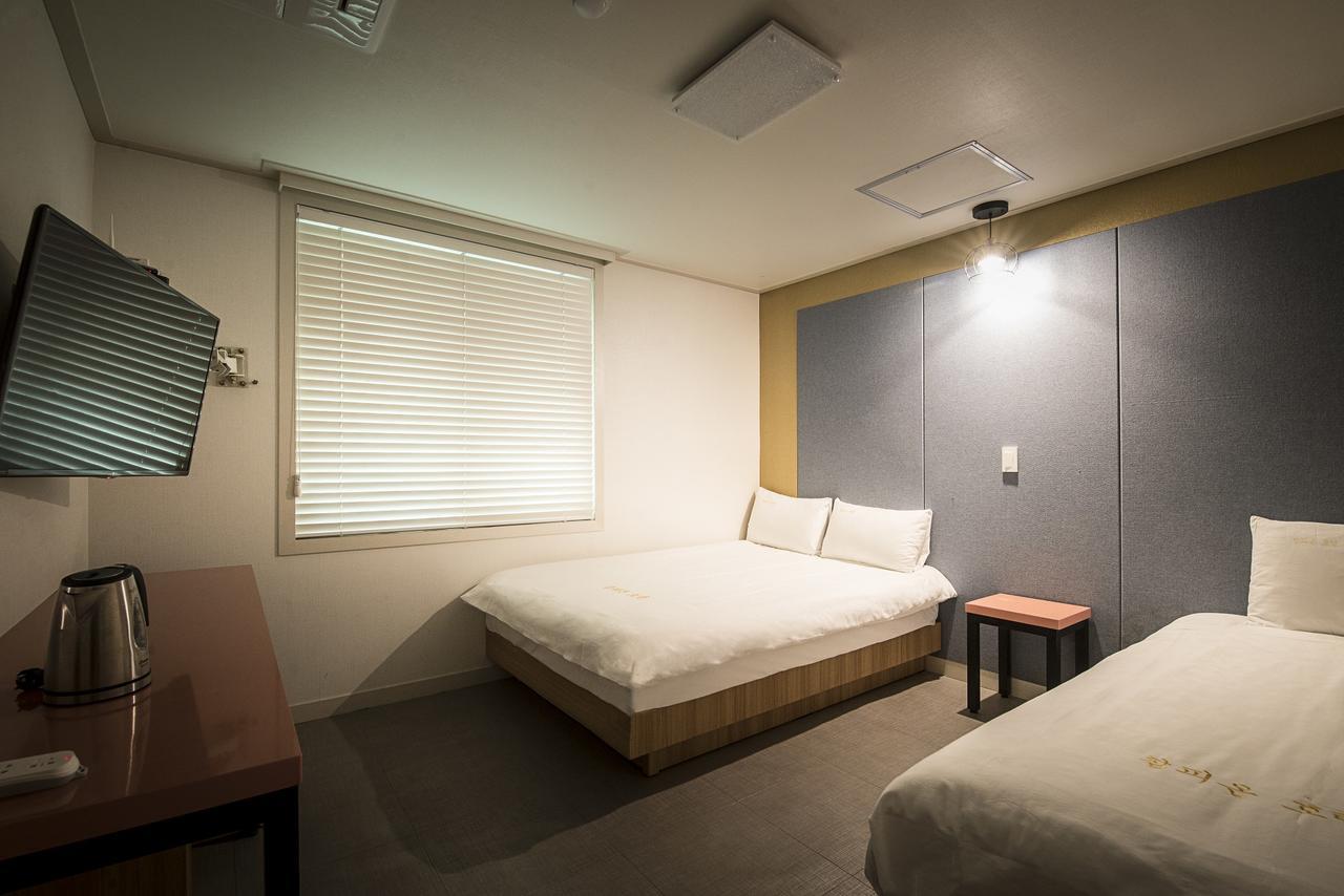 Champion Hotel Чеджудо Экстерьер фото